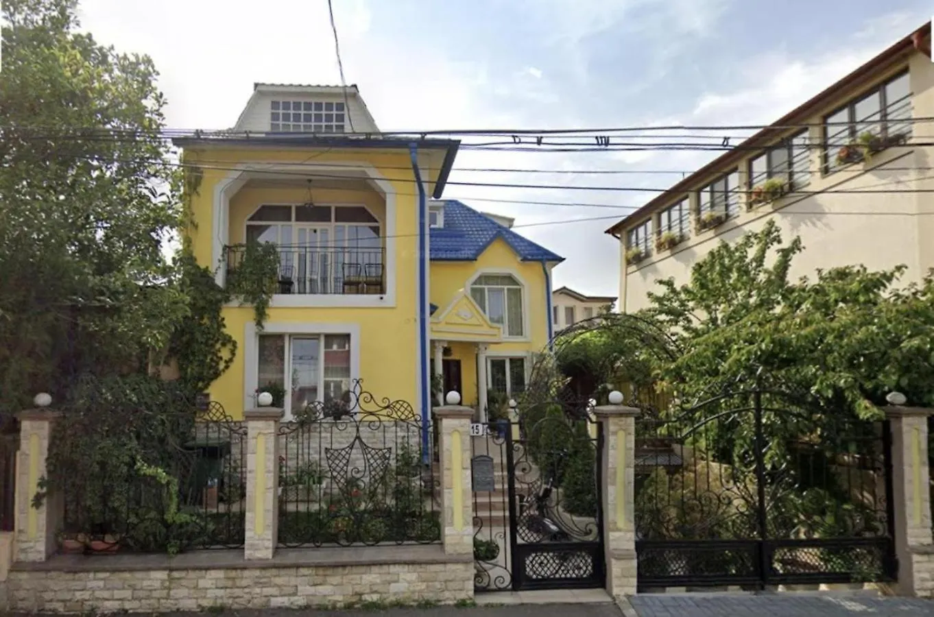 Appartamento Charming Retreat For Large Groups Bucarest Romania